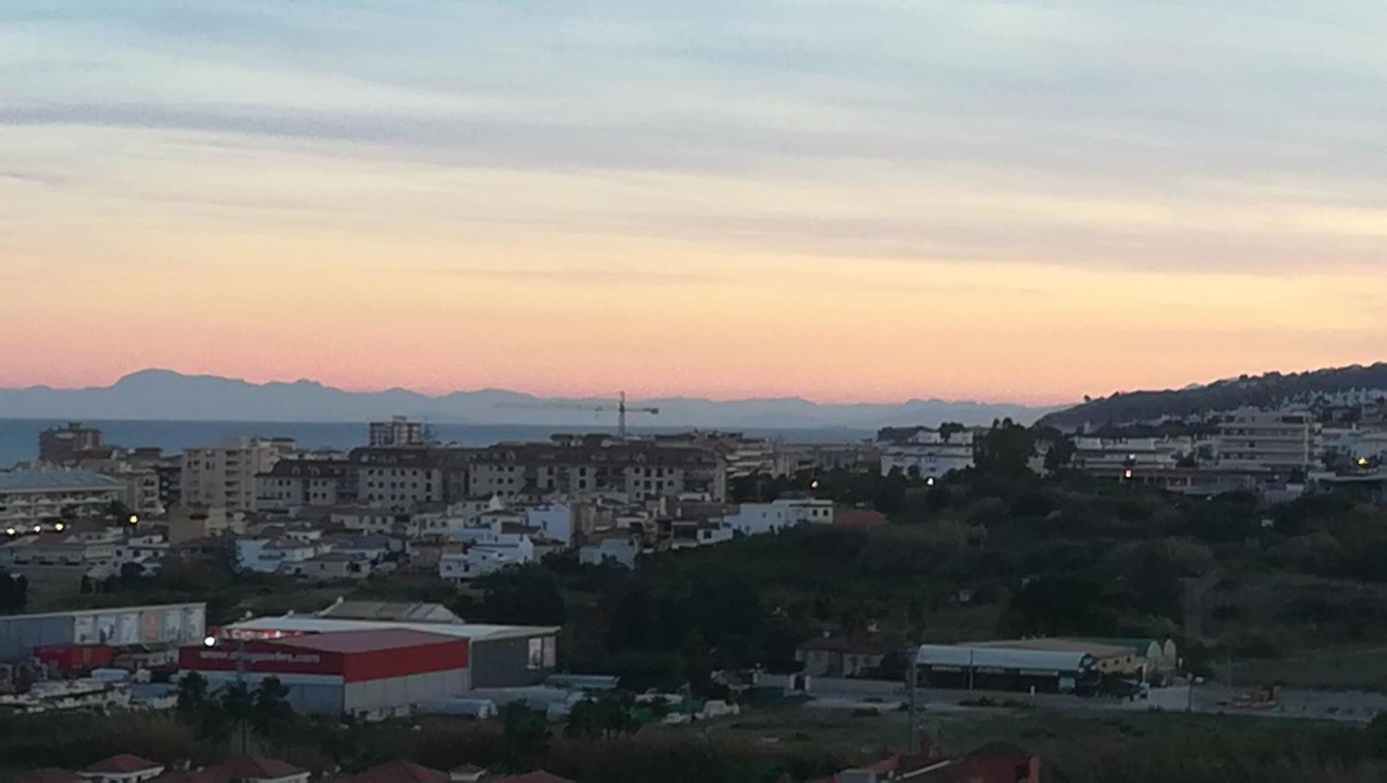 Penthouse Apartment Casares Luaran gambar